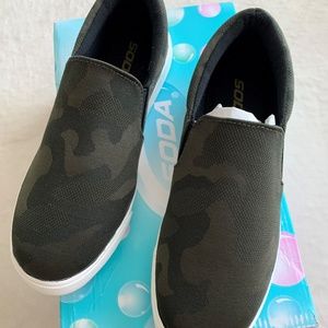 Camo Shoes- Size 6